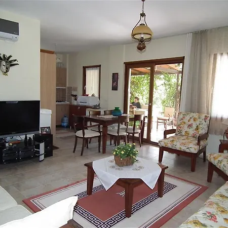 Nazli - 3 Bedroom With Private Pool Holiday home