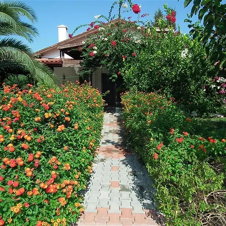 Holiday home Nazli - 3 Bedroom With Private Pool *